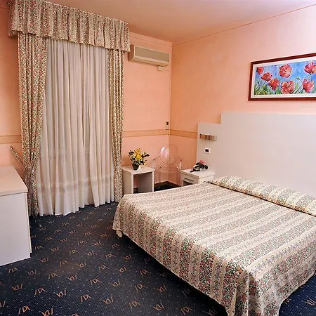 Massimo D'azeglio 3* Montecatini Terme