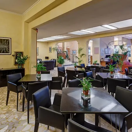 Massimo D'azeglio Hotel 3*