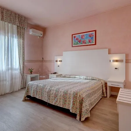 Szálloda Massimo D'azeglio Montecatini Terme